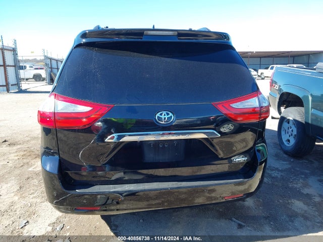 5TDYK3DC1FS542572 Toyota Sienna Limited Premium 7 Passenger