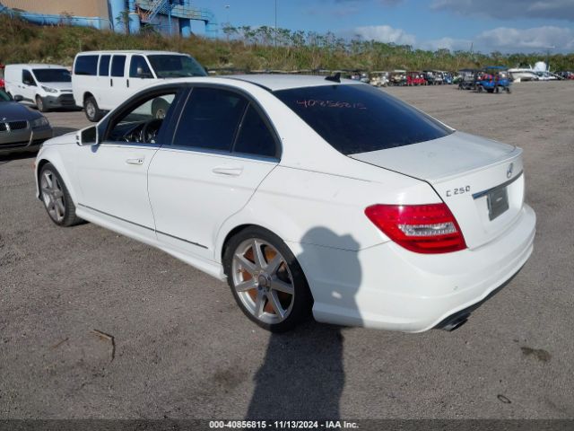 WDDGF4HB4EA954235 Mercedes-Benz C 250 Luxury/sport