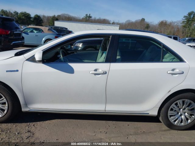 4T1BD1FK8EU117672 Toyota Camry Hybrid Le