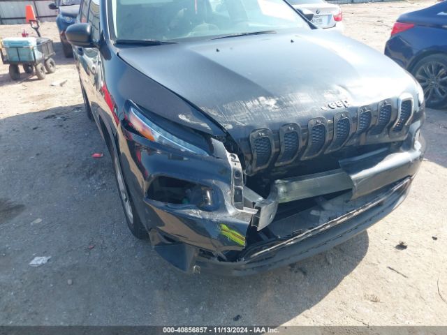 1C4PJLAB8GW161359 Jeep Cherokee Sport