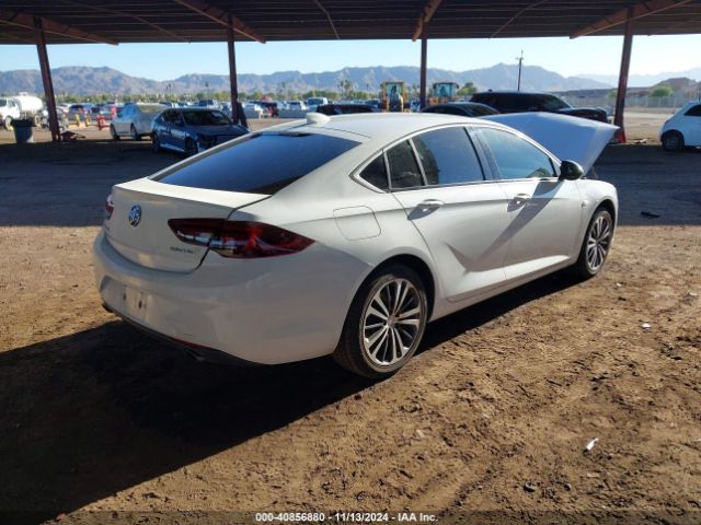 W04GP6SXXJ1124449 Buick Regal Sportback Essence