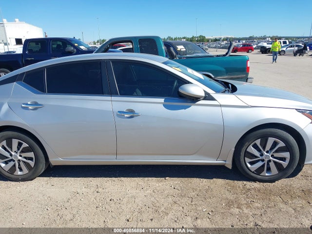 1N4BL4BV5NN403083 Nissan Altima S Fwd