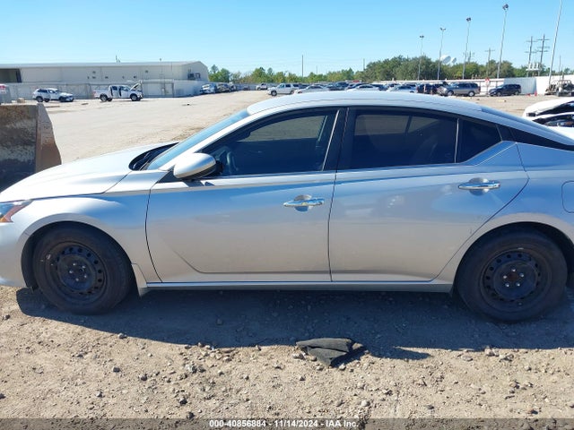 1N4BL4BV5NN403083 Nissan Altima S Fwd