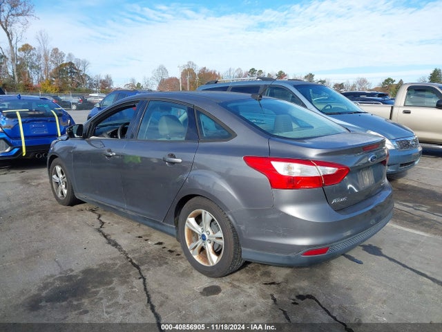Ford FOCUS SE 2014 1FADP3F2XEL219857 Image 3