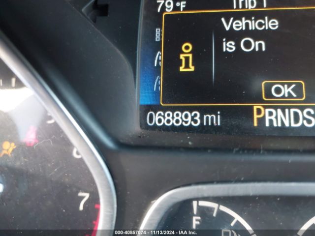 1FMCU0HD8KUA92555 Ford ESCAPE SEL