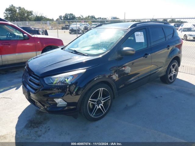 1FMCU0HD8KUA92555 Ford ESCAPE SEL