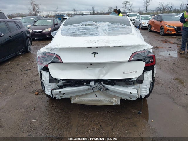 Tesla Model 3 Performance Dual Motor All-wheel Drive 2023 5YJ3E1EC4PF628033 Image 16