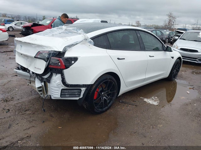 2023 TESLA MODEL 3 5YJ3E1EC4PF628033 Photo 3