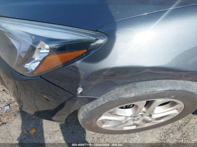 3MYDLBYV7JY330523 Toyota YARIS IA