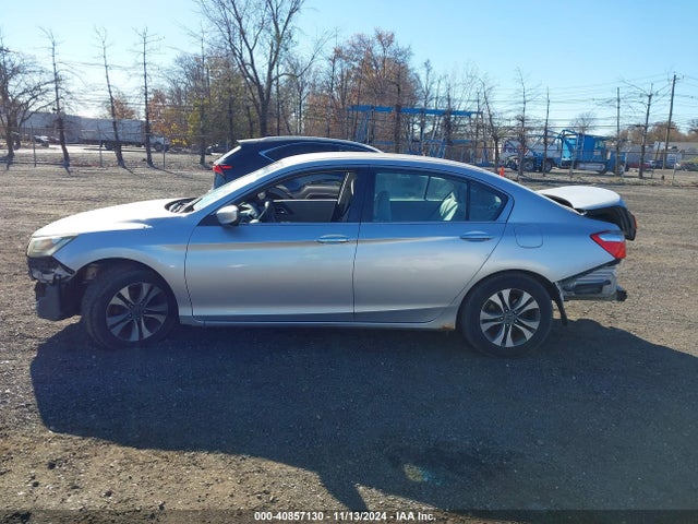 Продажа на аукционе авто 2013 Honda Accord Lx, vin: 1HGCR2F33DA132123, номер лота: 40857130
