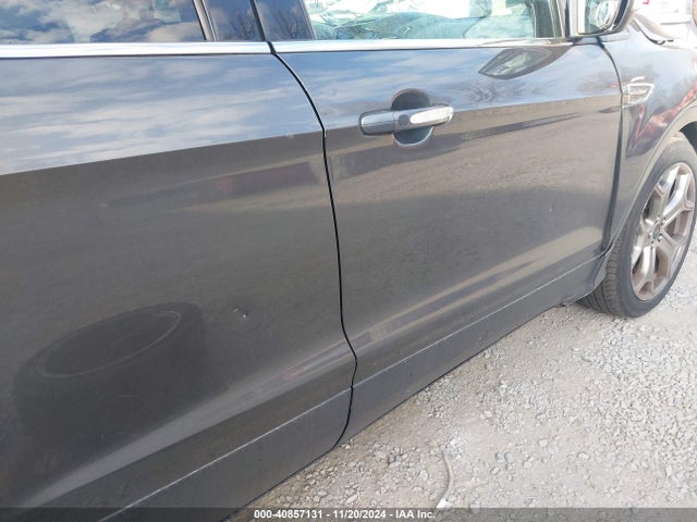 Ford Escape Titanium 2017 1FMCU9J93HUC70570 Image 19