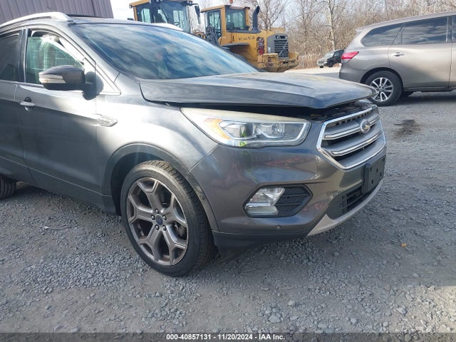 Ford Escape Titanium 2017 1FMCU9J93HUC70570 Image 6