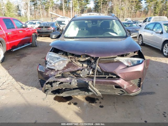 2T3BFREV8JW770265 Toyota RAV4 LE