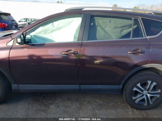 2T3BFREV8JW770265 Toyota RAV4 LE