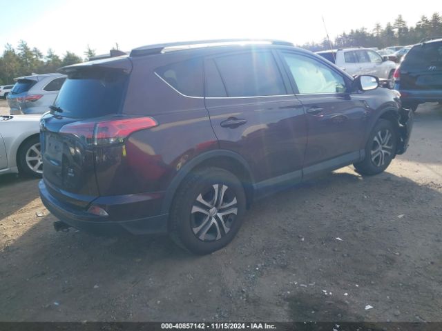 2T3BFREV8JW770265 Toyota RAV4 LE