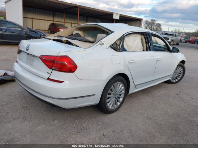 1VWBS7A35GC016009 Volkswagen Passat 1.8t Se
