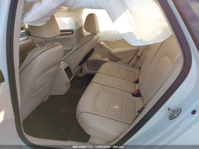 1VWBS7A35GC016009 Volkswagen Passat 1.8t Se