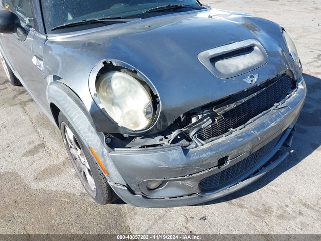 2008 MINI COOPER S WMWMF73598TV35822 Photo 5