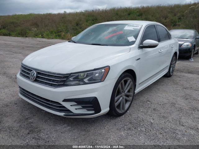 1VWDT7A33HC043538 Volkswagen Passat 1.8t R-line
