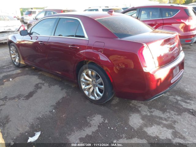 2C3CCAAG9JH275874 Chrysler 300 Touring L