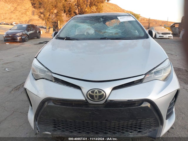 Toyota COROLLA SE 2017 5YFBURHE7HP645537 Image 11