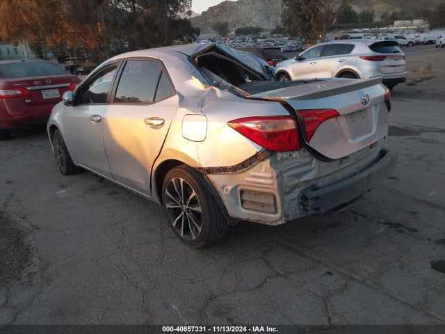 Toyota COROLLA SE 2017 5YFBURHE7HP645537 Image 3