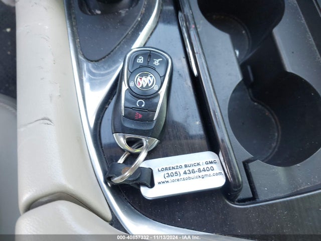 5GAERBKW7LJ127207 Buick Enclave Fwd Essence