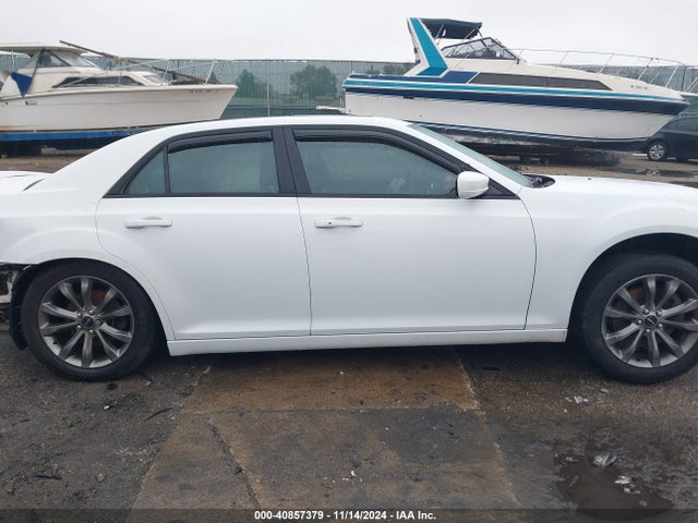 Chrysler 300 300s 2014 2C3CCAGG6EH240089 Image 14