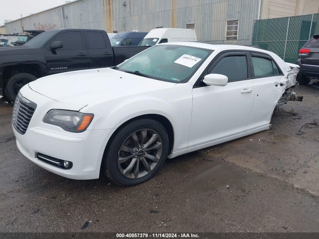 Chrysler 300 300s 2014 2C3CCAGG6EH240089 Image 2