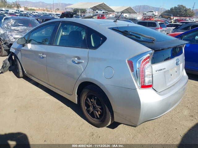 JTDKN3DU9E1821625 Toyota Prius Two