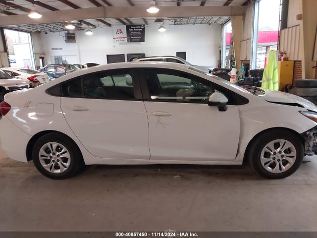 1G1BJ5SM0K7105966 Chevrolet Cruze Cvt (fleet Orders Only)