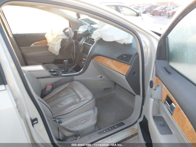 2LMDJ6JK2FBL25984 Lincoln MKX