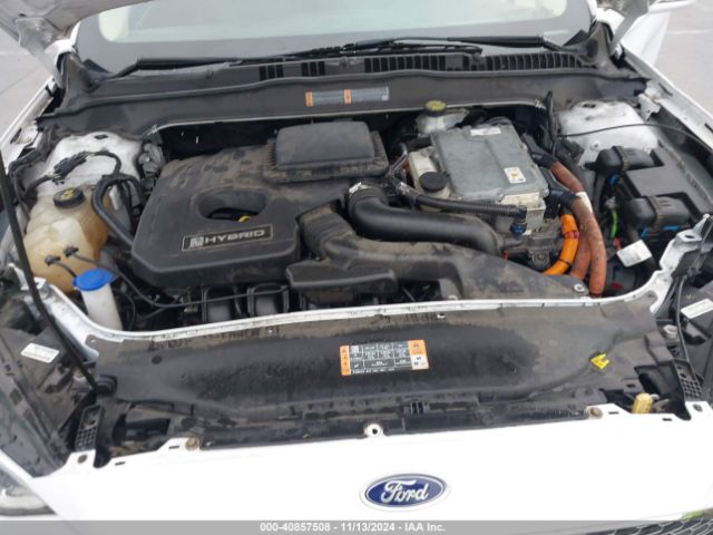3FA6P0RU5KR138041 Ford Fusion Hybrid Titanium