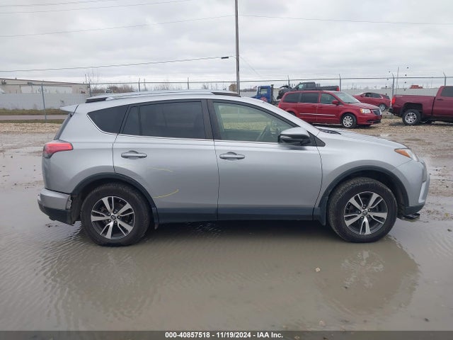 JTMRFREV2JJ247403 Toyota Rav4 Adventure/xle