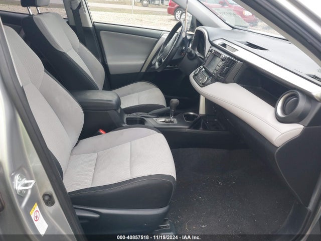 JTMRFREV2JJ247403 Toyota Rav4 Adventure/xle