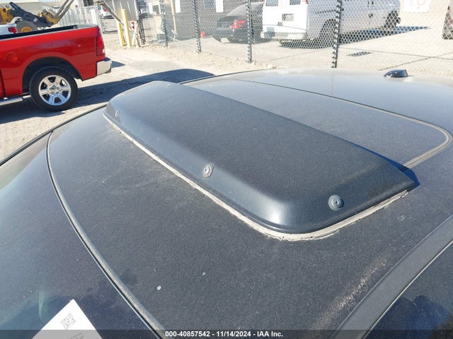 40857542 :رقم المزاد ، 1HGCT2B84EA005790 vin ، 2014 Honda Accord Ex-l V-6 مزاد بيع