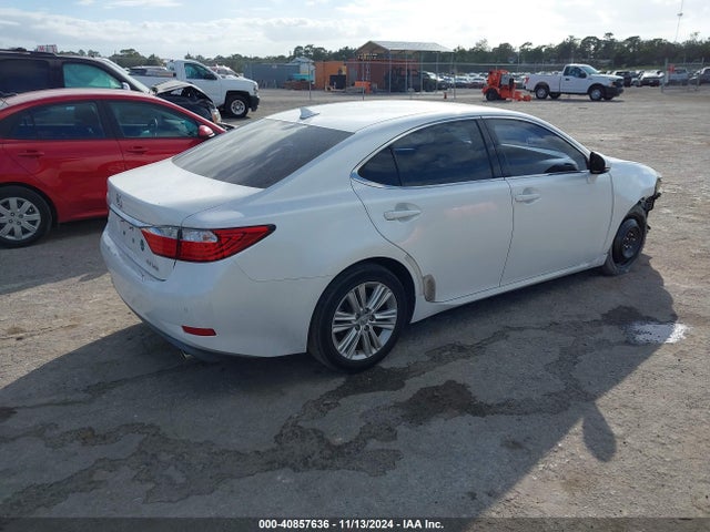 Lexus ES 350 2014 JTHBK1GG4E2113200 Image 4