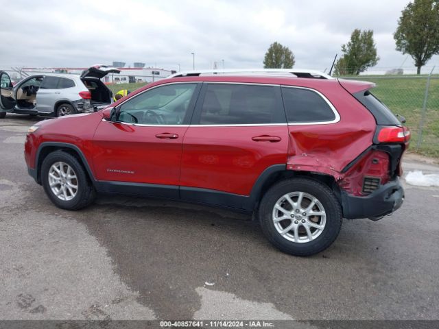 1C4PJLCB3HW586860 Jeep Cherokee Latitude Fwd