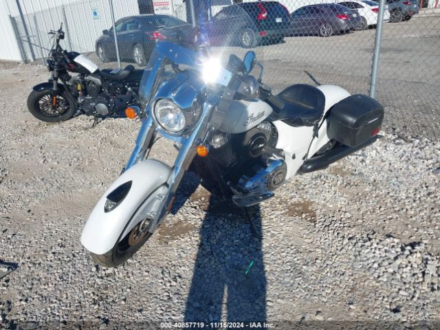 2016 INDIAN MOTORCYCLE CO. CHIEF 56KCCCAA4G3332510 Photo 1