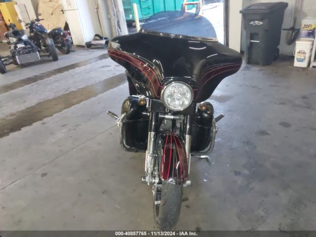 2011 HARLEY-DAVIDSON FLHXSE2 1HD1PZ814BB952166 Photo 4