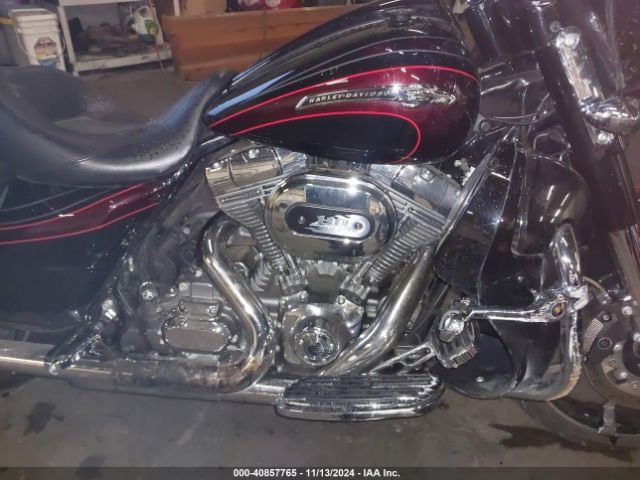2011 HARLEY-DAVIDSON FLHXSE2 1HD1PZ814BB952166 Photo 7