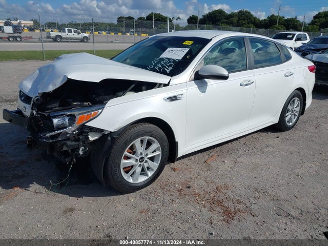 KIA Optima Lx 2016 KNAGT4L3XG5102659 Image 2