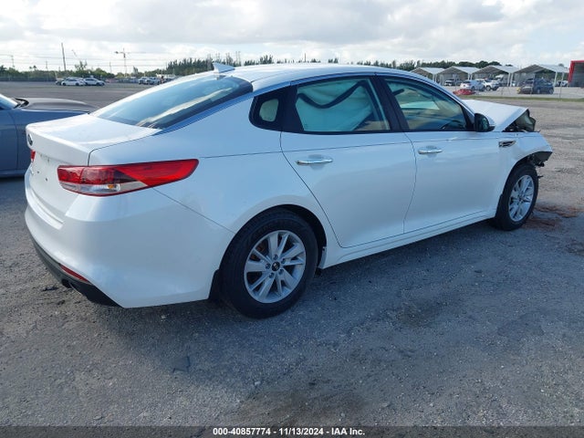 KIA Optima Lx 2016 KNAGT4L3XG5102659 Image 4