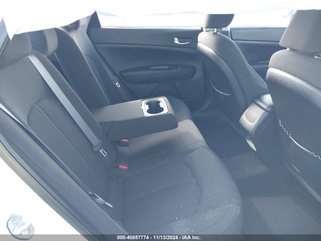 KIA Optima Lx 2016 KNAGT4L3XG5102659 Image 8