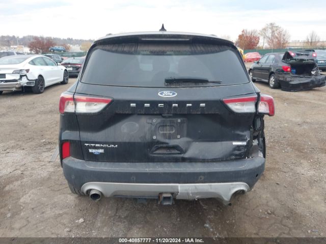 1FMCU9J99LUB16633 Ford Escape Titanium