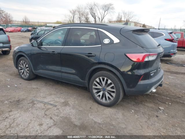 1FMCU9J99LUB16633 Ford Escape Titanium