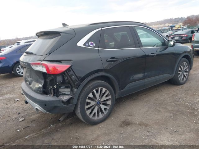 1FMCU9J99LUB16633 Ford Escape Titanium