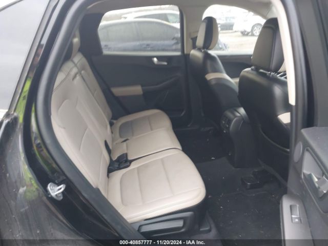 1FMCU9J99LUB16633 Ford Escape Titanium