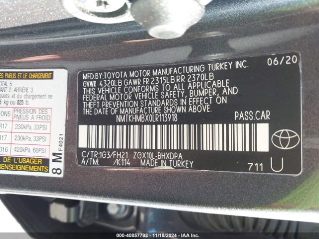 NMTKHMBX0LR113918 Toyota C-HR LE
