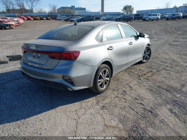 3KPF24AD6NE466608 KIA Forte Lxs